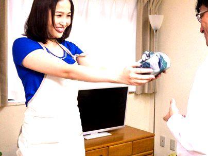 ＜町医者の先生！＞「ざやくを挿れて頂きました…」クッソ可愛い奥さん！肛門セックスシチャウゾ(アダルト動画)