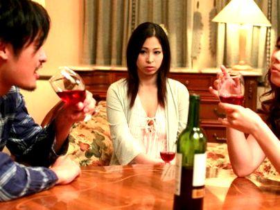 ＜若妻牝レ●プ！＞「食べ頃な獲物だぞ～ｗ」クッソエロい若妻ちゃん！レズ行為でヤラレルぞ(アダルト動画)