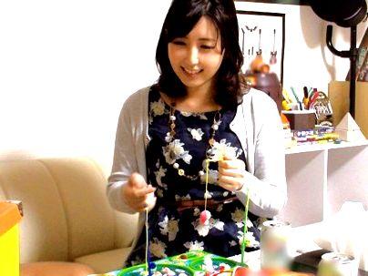 ＜盗撮すっぞｗ！＞「ババア、興奮ｗ！」熟女を部屋に連れ込んで・・・なし崩し的やっちゃうぞ(アダルト動画)