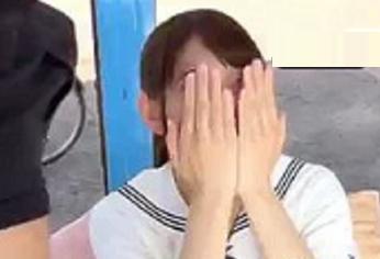「やだっｗ恥ずかしいｗ」真夏の田舎にミラー号！美少女女子○生に声かけ未熟マンコにガッツリ挿入！