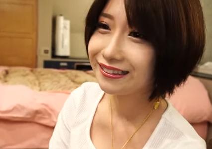 「めっちゃ好きやで。」方言で話す彼女が最高にかわいい！！兵庫の従順美女!エロさ爆発！甘えん坊全開の一晩中SEX