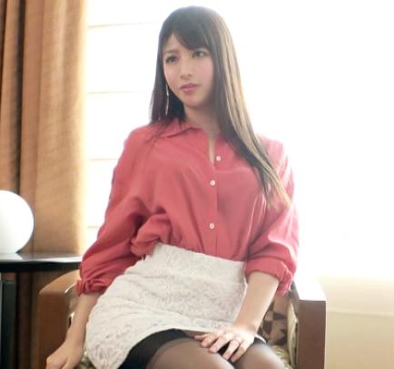 エステサロンを経営しているエリートセレブ奥さん！性欲も人一倍強いけどMのため、責められたいのに責めてきて…欲求爆発セックス