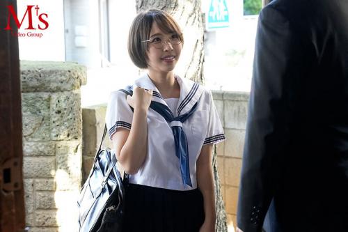 【宍戸里帆×痴女】8年ぶりに再会した巨乳姪っ子と背徳の汗だく性交