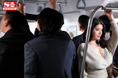 【凪ひかる×レイプ】送迎の車が急遽これなくなったからと電車移動させられたKカップ爆乳美人モデルが痴漢の虜になってしまう