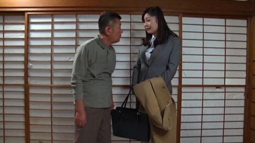 【一松愛梨×ながえスタイル】訪問販売をしている巨乳妻がノルマを達成するために自らの身体を使って過激な性サービス