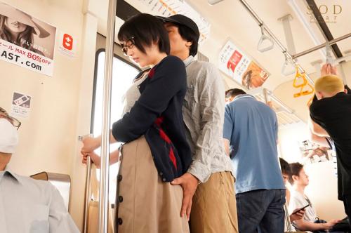 【夏目響×レイプ】地味な眼鏡の巨乳JDが電車の中で痴漢男から好き勝手カラダを弄られる