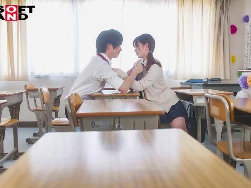 【清楚系女子】自慰プレイや大人の玩具、プライベート映像まで！初めての快感が溢れる希和みことちゃんの鮮烈な初登場作品！