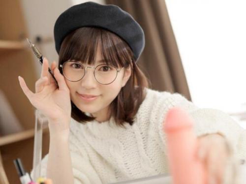 【先生】控えめな美人が官能漫画のヒロインに！知的な眼鏡美女が編集者に生々しい欲望をぶつけ、情熱的な夜を繰り広げる！