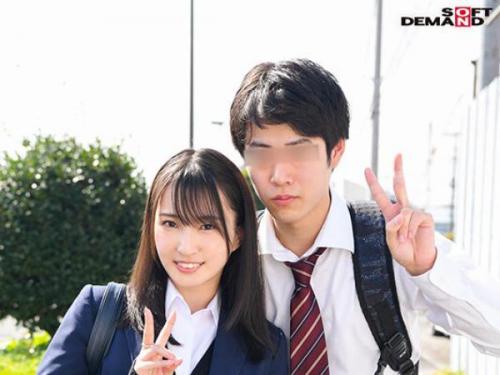 誘惑の制服美少女がミラーカーの秘密空間で過激なチャレンジに挑む！驚きの展開で禁断の寝取られシチュエーションに突入！？