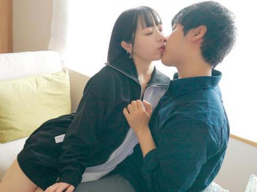 【我慢】「もっと深く突いてほしいです・・・」小さな胸のみこちゃんと情熱的な愛の交わりｗｗ