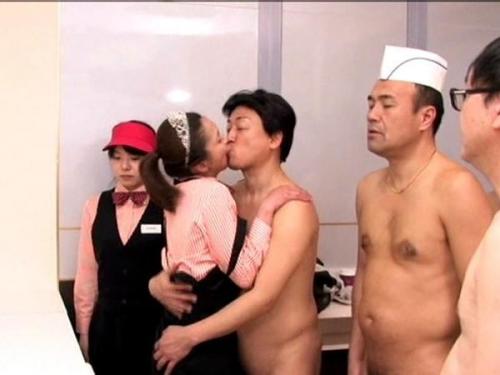 【企画×命令】「お仕えしなさい！」威厳ある王冠を頂く女帝が、忠実な臣下に絶対服従を強いる！顔面を跨ぎ支配しながら、熟達した女性が快感の渦に沈む至高のひととき！