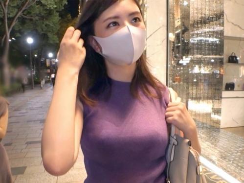 【素人ナンパ】色気漂う巨乳ニットお姉さん(25)喉奥フェラに美乳パイズリ、言われるがまま挿入までされて喘ぎっぱなし激イキ