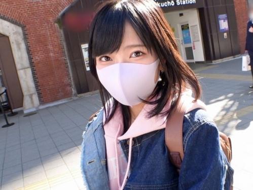【素人ナンパ】青森から来たウブ娘を丸め込んでSEX！10代のフレッシュボディにデカチン挿入、楽しそうに喘ぐスケベ女だった