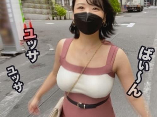 巨乳むっちむちパイスラお姉さんとハメ撮りSEX！ピンクのパイパンに挿入され気持ち良さに思わず杭打ちピストンしちゃうエロ娘