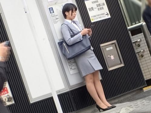【素人ナンパ】清楚スーツ営業レディ(26)真面目そうだったがマ〇コいじられ豹変！デカイ声で喘ぎまくり挿入されれば更に絶頂