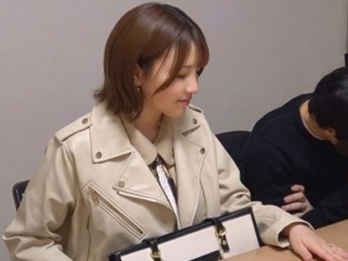 精子の提供をしてもらいに来た深刻な夫婦！ハイスペック妊活のために旦那公認で他人棒挿入、驚くほどイキまくっちゃう巨乳人妻！