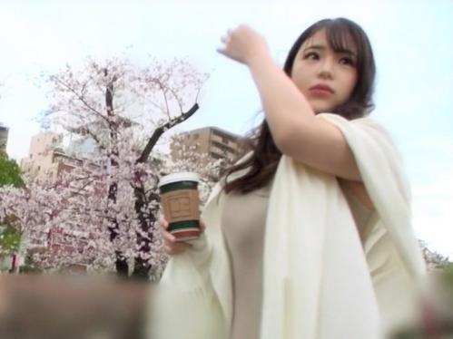 【素人ナンパ】脇丸見えでセクシーお姉さんGET！ちんぽの快楽に蕩けてメス化、積極的にピストンしちゃうスケベ丸出しSEX！