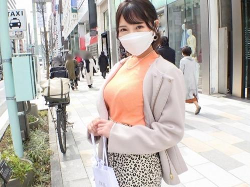 【素人ナンパ】彼氏できたてでホクホクの清楚お姉さん(26)早速裏切り浮気ちんぽ挿入、潮まで吹かされ激ピストンにイキ狂う！