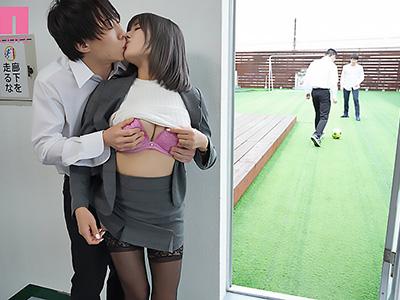 【藤森里穂】「夫との関係は冷え切っていて...」生徒を虜にする破天荒な美女教師の禁じられた学園ドラマｗｗｗ