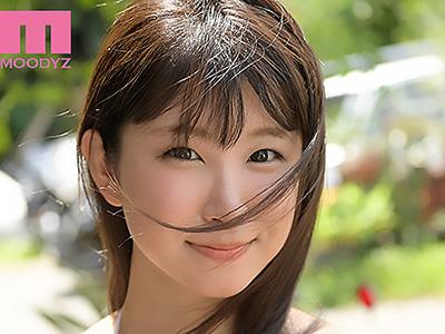 【三田サクラ】巨乳グラビアアイドルのセンセーショナルなデビュー！胸での奉仕と無毛の魅力が織りなす官能の映像美ｗ