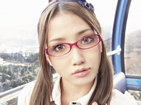「真希波」似の美少女と中出しＳＥＸ！野外露出、放尿、中出し、温泉旅でヤリタイ放題！