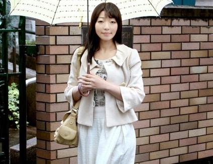 ごくごく普通の主婦がＡＶ応募出演！女性誌に載っていたＨな記事を見ていたら好奇心から応募して来た、35歳の人妻さん！