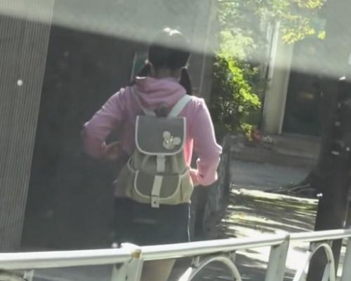 《黒人レイプ》美少女がタイプでもない最低な男性に無理くりパコられて理性保ちきれない
