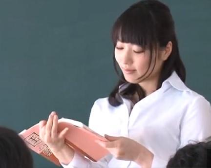 《由愛可奈騎乗位》おっぱい先生が美しいたまらない性欲そそる顔立ちに敏感に感じる全身が求めてしまう