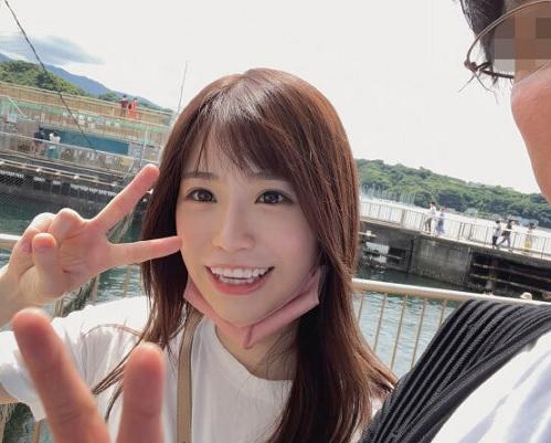 ［フェラ×ぶっかけ］喉奥にアソコの先端が当たる感覚を味わったら、すぐに挿入され果てちゃう美乳娘