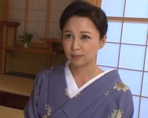《伊藤まい四十路》美婦人が脳内がやがて快感に変わってゆくトロケ顔で大きな声を振りまいちゃう