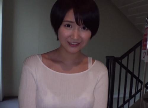 《深田結梨乳首責め》鬼パイ女がマン汁まき散らしては図らずとも視線を集め無意識に精液を奪ってしまう