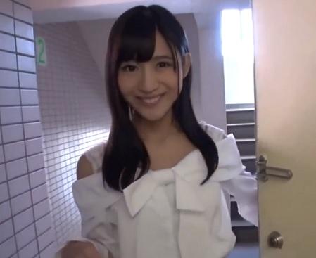 《星奈あい中出し》オンナの子がグっときたら即ズボのOKサインを出してしつこいピストンで発情しちゃう