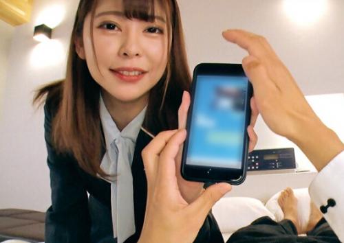 【天然美月吉良りん】可愛い顔で眺めながらアソコが疼き生挿入され喘ぎ散らすお姉さん
