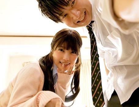 ［フェラ×中出し］美しく形の良いお尻ごと激しく打ち付けられ、フラフラと力がなくなる美少女
