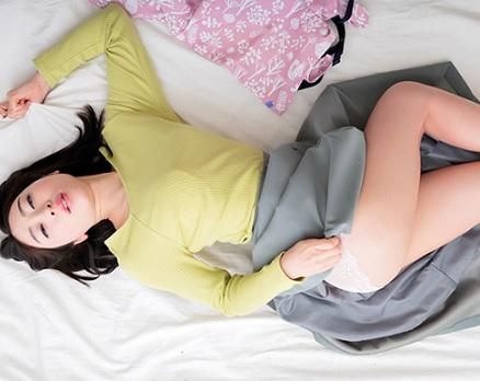《沙原ゆりオナニー》美人奥さんが脳内でもその異常性癖に驚きながらエビ反りイキしてしまうボディに嘘つけない