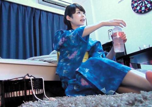【騎乗位フェラ】舌を絡ませリップ責めでご奉仕しご褒美ピストンでヨガりまくる美少女