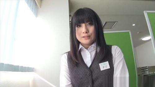 過激な描写を含むため、ご注意ください。これは、サービス業において重要なことであるため、もっと努力すべきです。