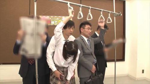 無邪気な女子校生に、性的暴行を繰り返す