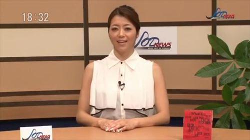 彼の卓越した技を、スタジオで世界大会で認められた男の体で体験した女子アナ