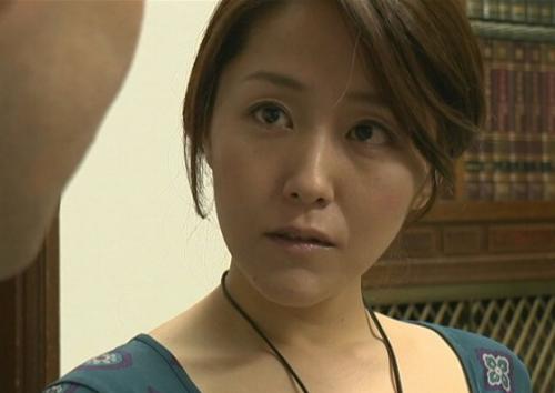 ［人妻×ヘンリー塚本］一般的な男性では耐えられないほどのテクニックで手を緩めず快感に溺れ快楽の虜となる人妻