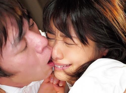 ［人妻×夫婦］脱力してしまいアソコは濡れ激しくかき回される快感に翻弄されてしまう美人妻