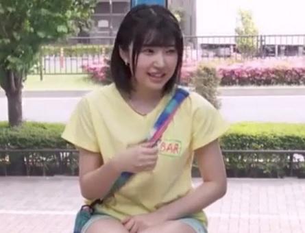 ［ベロチュー］ 美肉尻を軽快に突き上げヒートアップし、淫らな腰振りに没頭し乱れ果てる美乳娘