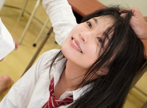 ［俺の飲んでくれよぉぉ］ 眩しいバストと美しい顔で誘惑し奉仕もてなしで快感のセックスに没頭する女子高生