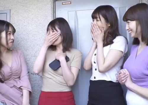 ［人妻×フェラ］キレイなお乳と魅力あるフェイスで男性を魅了し、夢中で快感セックスを楽しむ奥さん