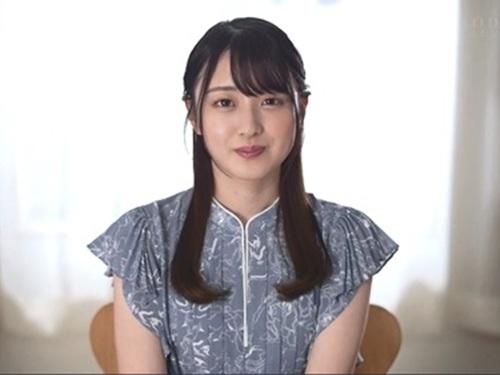 【初芽】幻の最初で最後のデビュー作！正統派美少女で女子大生の初芽19歳！ウブで華奢な子が１度だけのAV出演！