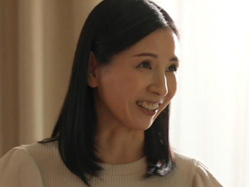 【月野ゆりね】息子の友達の絶倫すぎるチ〇ポに『もう家に来ないで』と熟女のオマ〇コが限界に達してしまう