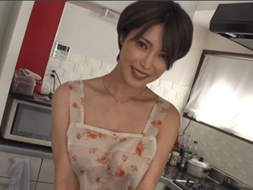 【君島みお】ショートカット美人でエロ過ぎるスレンダー巨乳の息子の嫁に対して義父のスケベな妄想が止まらない