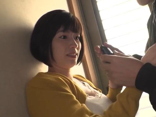【奥田咲】不倫相手から媚薬を飲まされて絶叫するほどの快楽にキメセクにドハマリしてしまう人妻