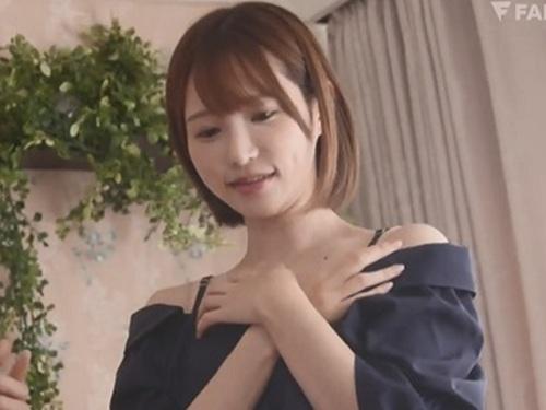 【天使もえ】SNSの裏垢でエロ画像を載せてる美人OLが近所に住むデカチン男に身バレしてしまいデカチンで犯される