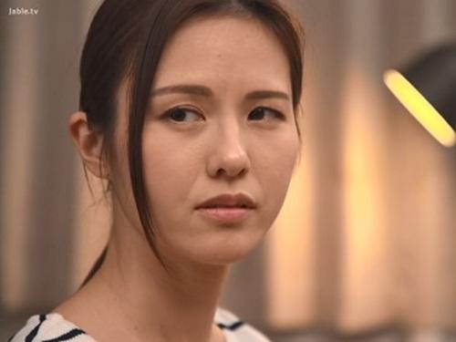 【武藤あやか】無職でニートの息子が美人の母の巨乳を揉みフェラチオで精子を吸い出す性処理をしてもらう事が生きがいだった
